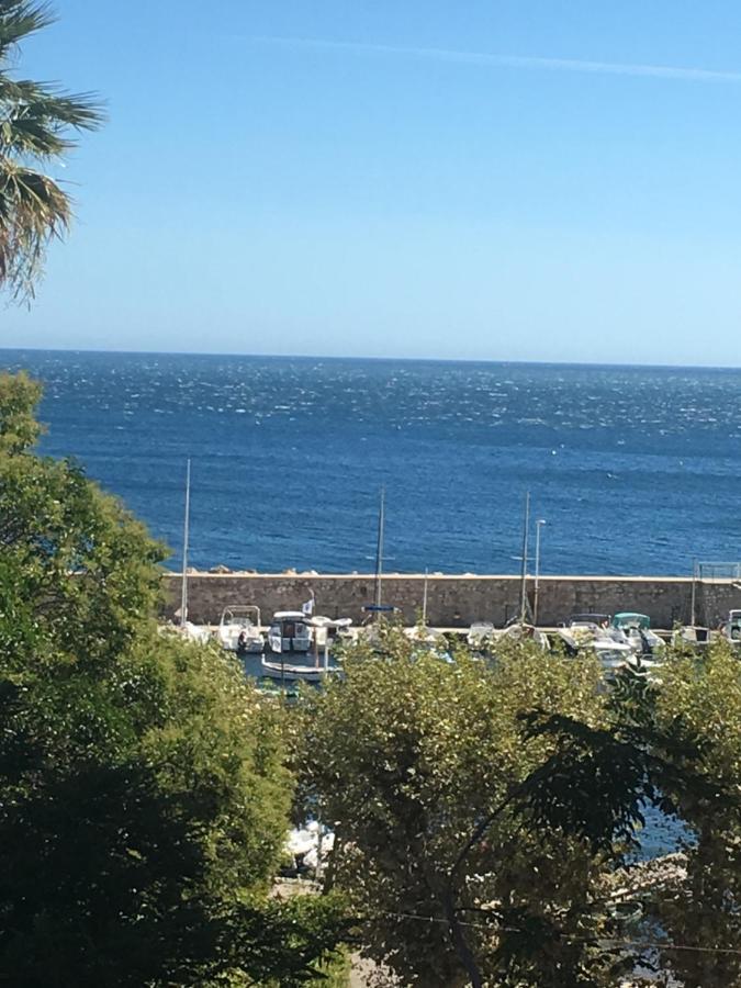 Goeland 3, Climatise, Wifi, Balcons Petite Vue Mer Laterale Au 3 Eme Etage Sans Ascenseur Toulon Bagian luar foto