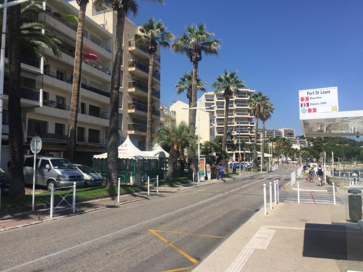 Goeland 3, Climatise, Wifi, Balcons Petite Vue Mer Laterale Au 3 Eme Etage Sans Ascenseur Toulon Bagian luar foto